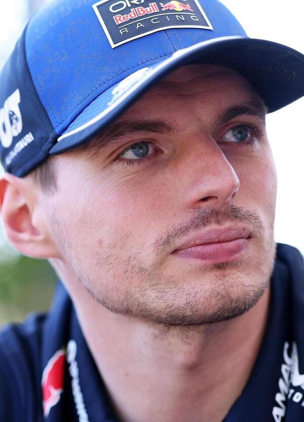 Caso partenze in Formula 1, Mercedes e McLaren parlano di sicurezza ma la verit&agrave; &egrave; un&rsquo;altra? Intanto Verstappen attacca: &ldquo;Dovevano prevederlo&rdquo;. Antonelli e la Fia rispondono&hellip;