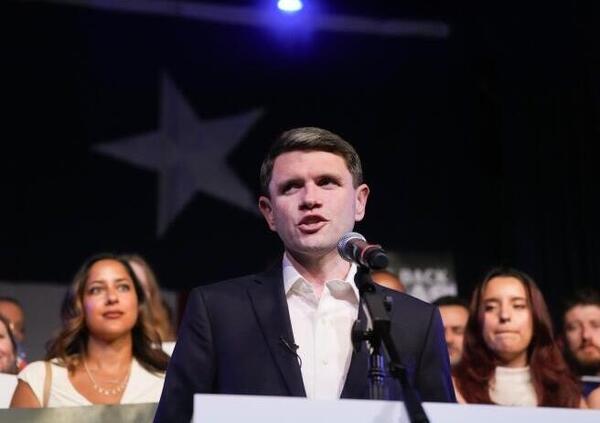 Chi &egrave; James Talarico, il Charlie Kirk della sinistra americana: vince le primarie in Texas ma non &egrave; il solito Dem politicamente corretto: anti-Maga ma anche anti-woke, cristiano e progressista. &Egrave; l&rsquo;alternativa che stavamo aspettando?