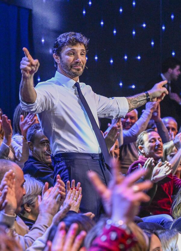 La Rai blinda De Martino e gli ascolti di STEP  in vista di Sanremo 2027