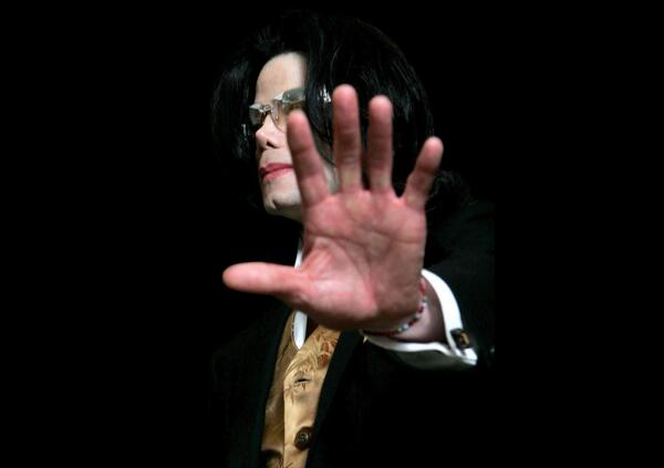 In Usa &egrave; scoppiato un caso che riguarda Michael Jackson: la famiglia Cascio lo accusa di abusi sessuali e ora &egrave; in guerra con la societ&agrave; del re del pop. Su MOW parla in esclusiva l&rsquo;avvocato delle presunte vittime, Howard King