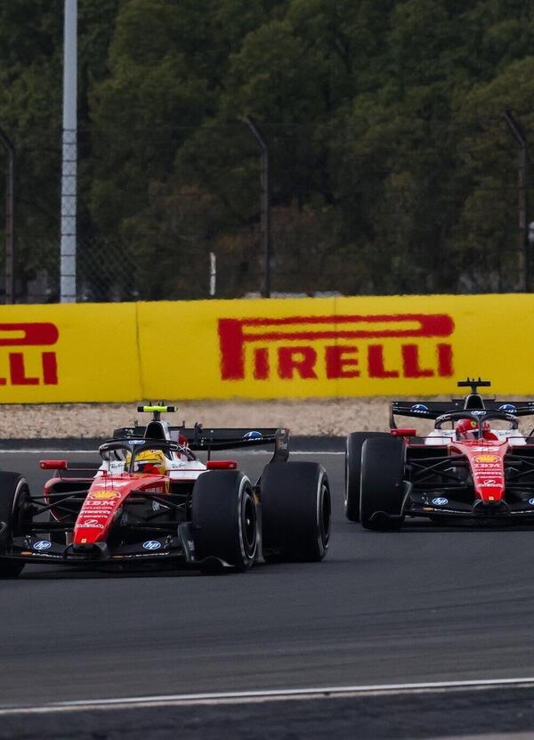 In Cina Ferrari d&agrave; una lezione a tutti quanti, con Hamilton e Leclerc che se le danno come negli anni d&rsquo;oro del circus: &ldquo;Lotta dura, ma corretta&rdquo;. E Sir Lewis applaude Antonelli 