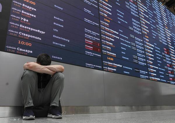 Avete prenotato le vacanze estive? Salutate Fly Emirates, Ethiad e Qatar Airways: con la guerra in Iran spuntano le compagnie cinesi. Ecco come cambia la connettivit&agrave; aerea globale 