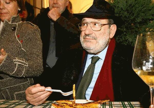 &ldquo;L&rsquo;umana sete di prefazioni&rdquo; di Umberto Eco &egrave; una carta dei vini pregiatissima e divertente. Da Woody Allen a Benigni il &ldquo;profeta&rdquo; a quel senza Dio di Saramago, a dieci anni dalla morte La Nave di Teseo apre le porte sul bazar del professore