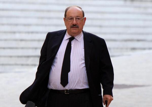 &ldquo;L&rsquo;umana sete di prefazioni&rdquo; di Umberto Eco &egrave; una carta dei vini pregiatissima e divertente. Da Woody Allen a Benigni il &ldquo;profeta&rdquo; a quel senza Dio di Saramago, a dieci anni dalla morte La Nave di Teseo apre le porte sul bazar del professore