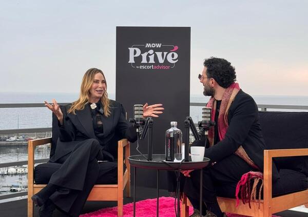 Gli amori, la tv, le proposte indecenti e la rivelazione di Stefania Orlando a MOW Priv&eacute; by Escort Advisor: "Preferisco amarmi da sola, il ses*so mi ha stufata. I piedi? Sono il nuovo seno"