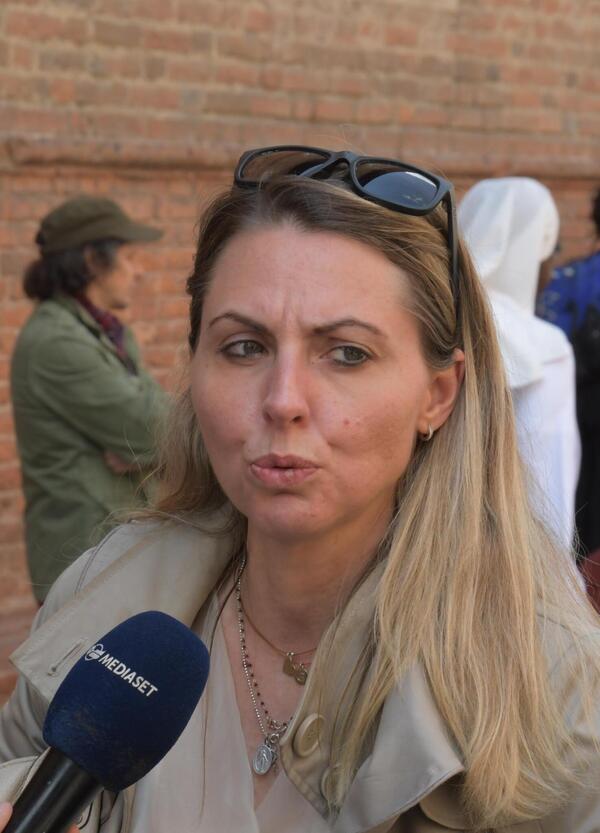 ..Delitto di Garlasco: oh, ma state bene? Se si guarda con chi (non) va a letto la Bocellari e chi (non) paga...