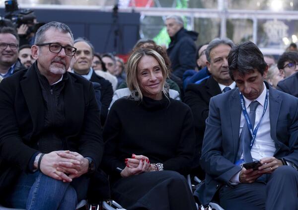 IL RETROSCENA: Dietro le quinte di un talk la verit&agrave; di Donzelli su Delmastro: &ldquo;&Egrave; un coglione&rdquo;. Poi nella versione di Giorgia, da Mentana, diventa: &ldquo;Leggero&rdquo;