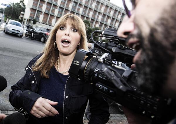 Adriana Volpe e Alessandra Mussolini litigano per un &ldquo;vibratore&rdquo; alla casa del Grande Fratello Vip? [VIDEO]