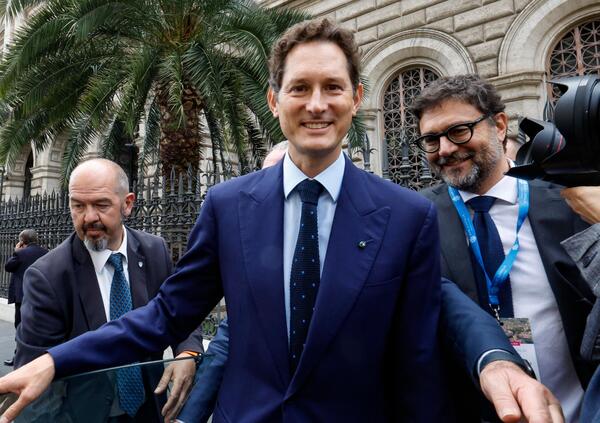 Gli Elkann si sbarazzano di Repubblica e cedono tutto al Gruppo Antenna? &ldquo;La loro scelta mostra la verit&agrave; sulla razza padrona&rdquo;. Parla lo scrittore Paolo Di Paolo: &ldquo;Il Gruppo Gedi? Una delle propriet&agrave; pi&ugrave; inutili di questi decenni&rdquo;