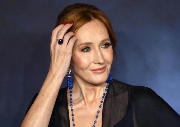 Harry Potter di HBO, J.K. Rowling &egrave; una Serpeverde? Con i profitti della saga apre un&rsquo;organizzazione anti trans e i &ldquo;potterheads&rdquo; la attaccano un&rsquo;altra volta