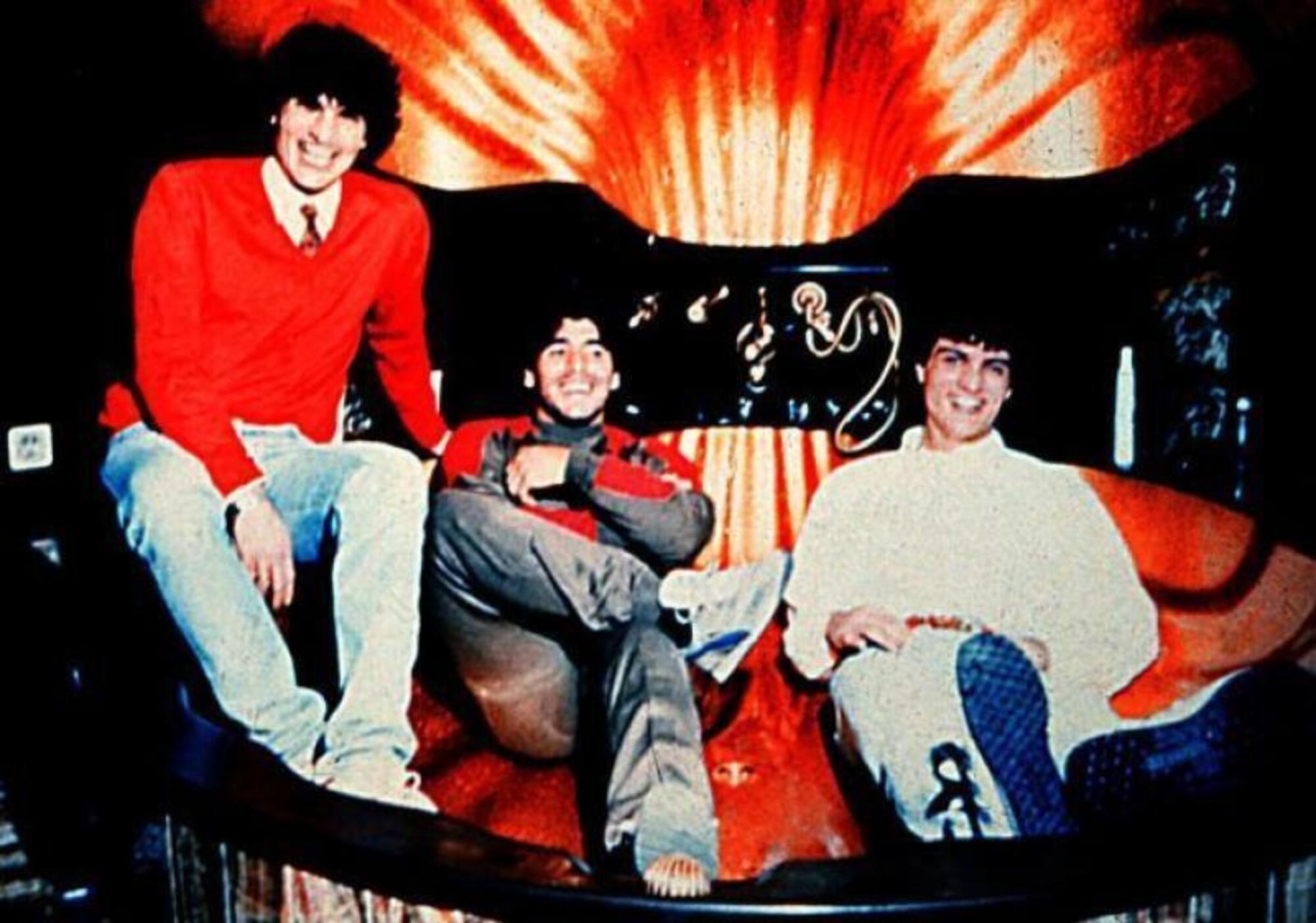 Maradona con la famiglia Giuliano