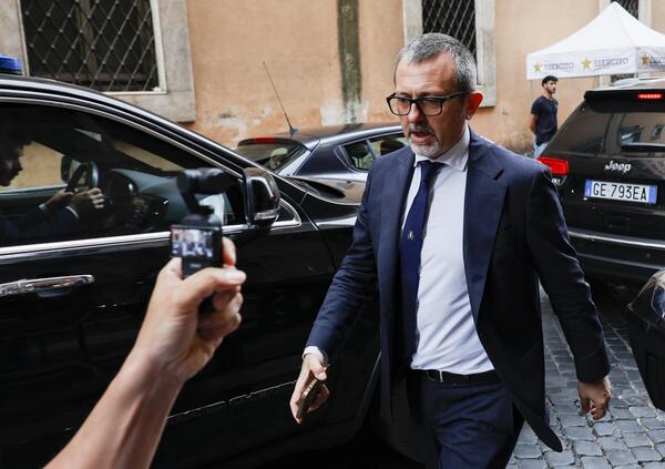 Ma davvero Delmastro diceva di aver venduto le quote a Miriam Caroccia ma lei non ne sapeva niente?