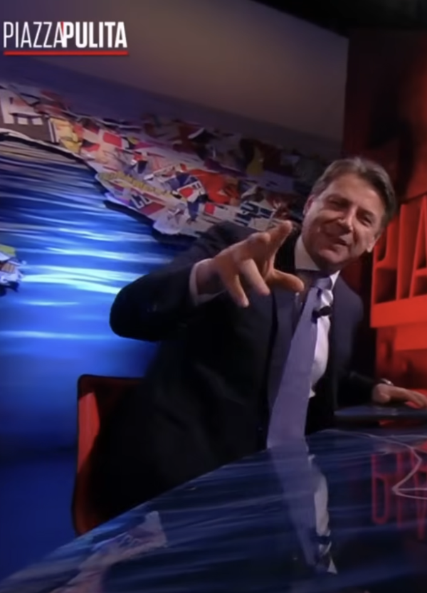 &Egrave; Netflix o la politica italiana? Conte a Piazzapulita imita House of Cards