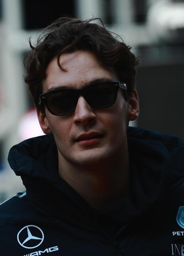 Le lamentele di George Russell, che a Suzuka perde gara e testa del mondiale: &ldquo;Problemi tutti dalla mia parte, &egrave; frustrante&rdquo;. Forse, per&ograve;, si &egrave; dimenticato la cosa pi&ugrave; importante