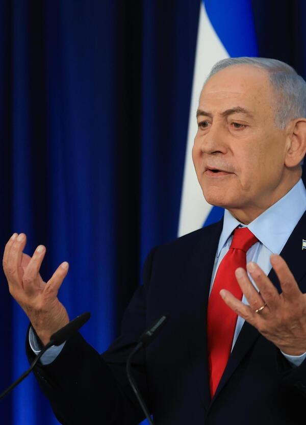 Tucker Carlson sta facendo il lavoro dei veri giornalisti e vuole far venire gi&ugrave; tutto con un documentario esclusivo e vietato in Israele su Benjamin Netanyahu: ecco cosa c'&egrave; dentro &ldquo;Bibi Files&rdquo;