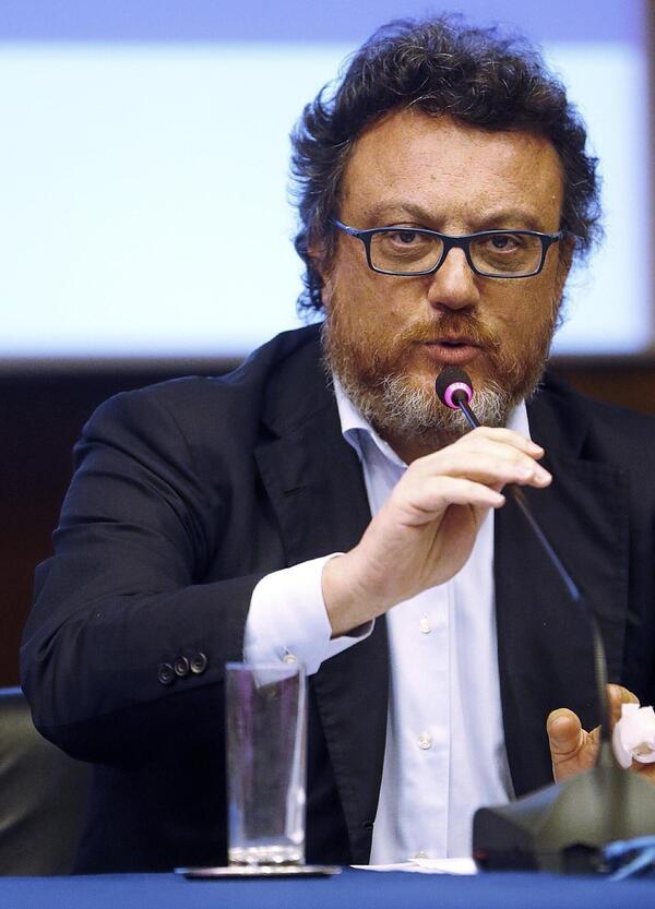 La resa dei conti in Forza Italia passa da Repubblica: Mario Orfeo punta il TG5 ed ecco perch&eacute; Giorgio Mul&egrave; (ascoltatissimo ora da Marina) viene prima attaccato e poi ignorato