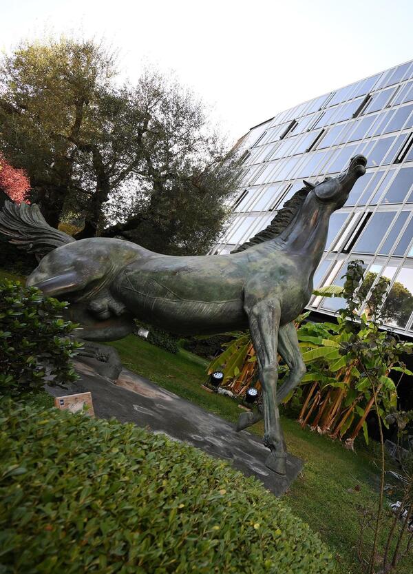 Non solo Santanch&eacute;, Delmastro e Bartolozzi: a destra salta pure il talk sovranista di Rai 2