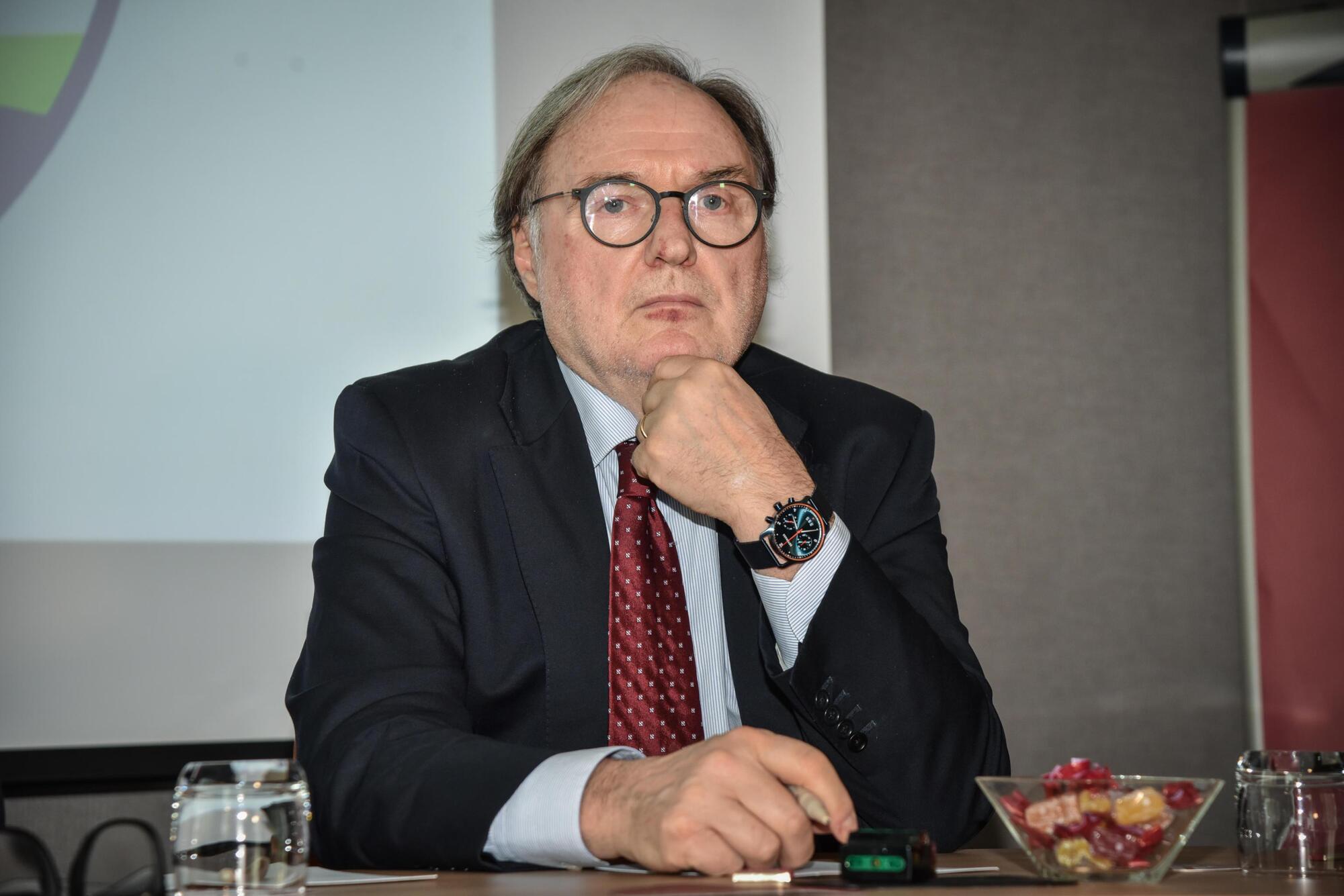 20260401 101007004 5862