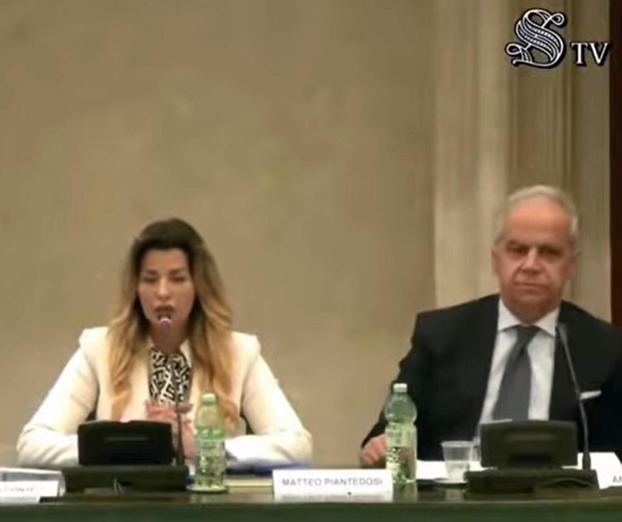 Claudia Conte e Matteo Piantedosi insieme a SenatoTV