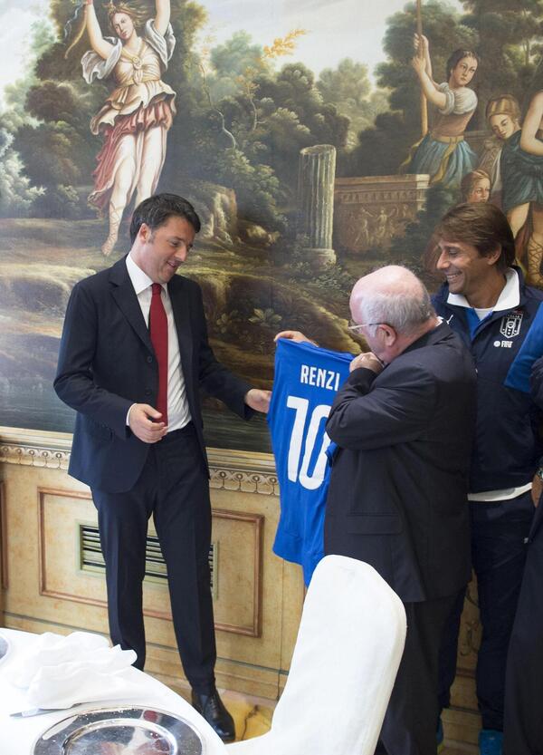 Ma quali Malag&ograve; e Abete, il prossimo presidente della Figc secondo Sandro Sabatini &egrave; solo uno: &ldquo;Matteo Renzi&rdquo;. Il calcio italiano ha bisogno di un rottamatore?