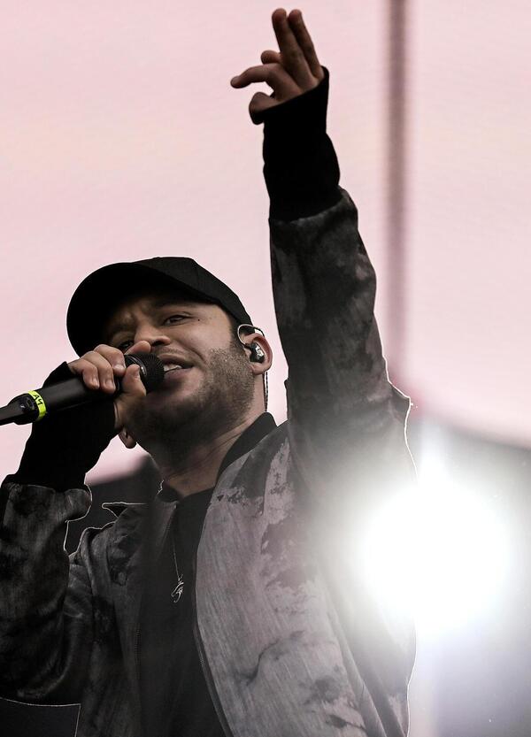 &ldquo;Tarek da colorare&rdquo; rimane in bianco e nero. Il nuovo album di Rancore pretende attenzione, senza rumori di sottofondo