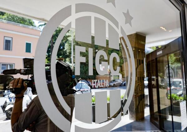 Il tesoretto per rifondare il calcio italiano arriva dalle scommesse? Il giro del betting vale miliardi: e se una quota andasse a infrastrutture e settori giovanili?