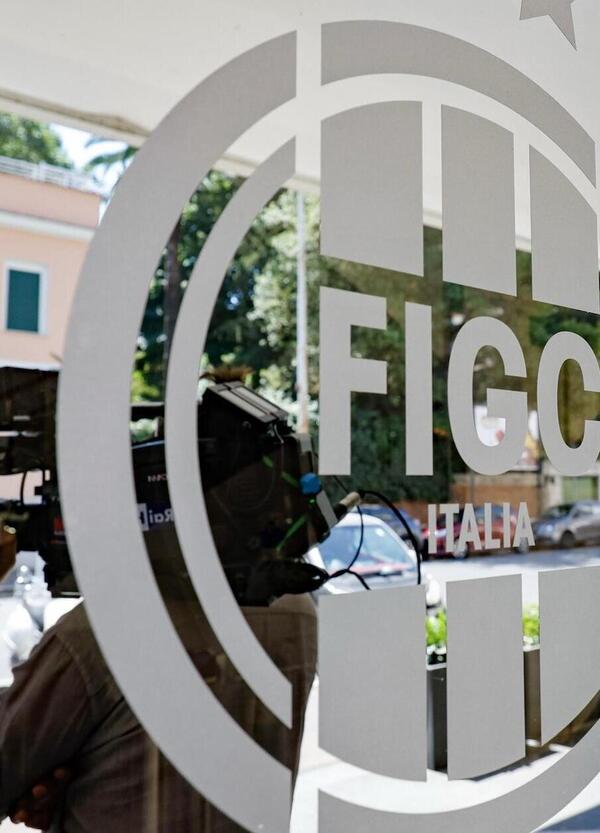 Il tesoretto per rifondare il calcio italiano arriva dalle scommesse? Il giro del betting vale miliardi: e se una quota andasse a infrastrutture e settori giovanili?