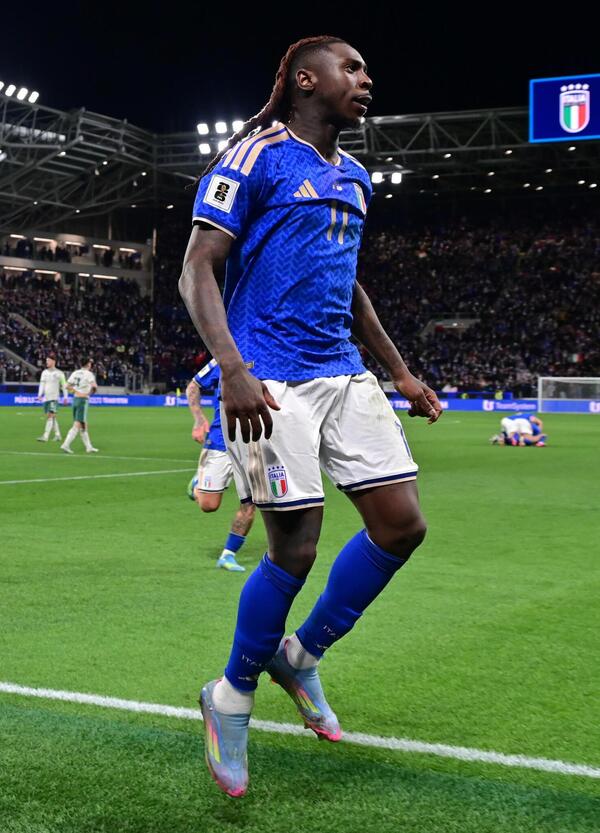 Ma lo avete visto lo scazzo fra il Pengwin e Moise Kean? "Sono questi i valori del calcio italiano?"