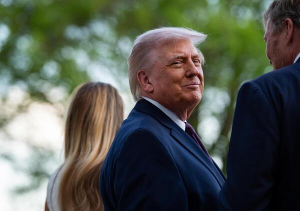 Trump si sente Dio ma &egrave; pi&ugrave; superstizioso che religioso 