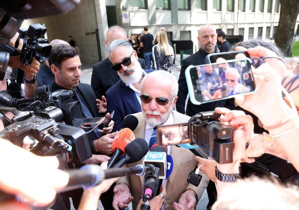 &ldquo;Il calcio di oggi &egrave; troppo noioso&rdquo;. De Laurentiis durissimo al The Athletic: l'analisi delle partite a scuola, una &ldquo;lega pan-europea&rdquo; e stop ai piccoli club. Poi se la prende con Infantino: &ldquo;Uccide i miei soldi per guadagnare di pi&ugrave;&rdquo;