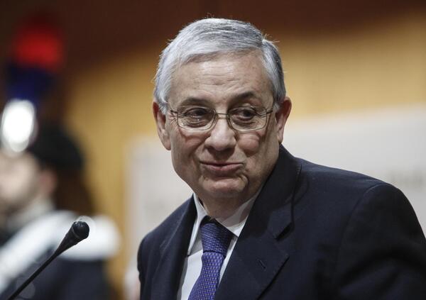 Perch&eacute; nessuno parla dei presunti rapporti del pm di Mafia Capitale Pignatone con Cosa Nostra? Cosa dice la richiesta di archiviazione sul dossier che potrebbe essere il movente della morte di Falcone e Borsellino