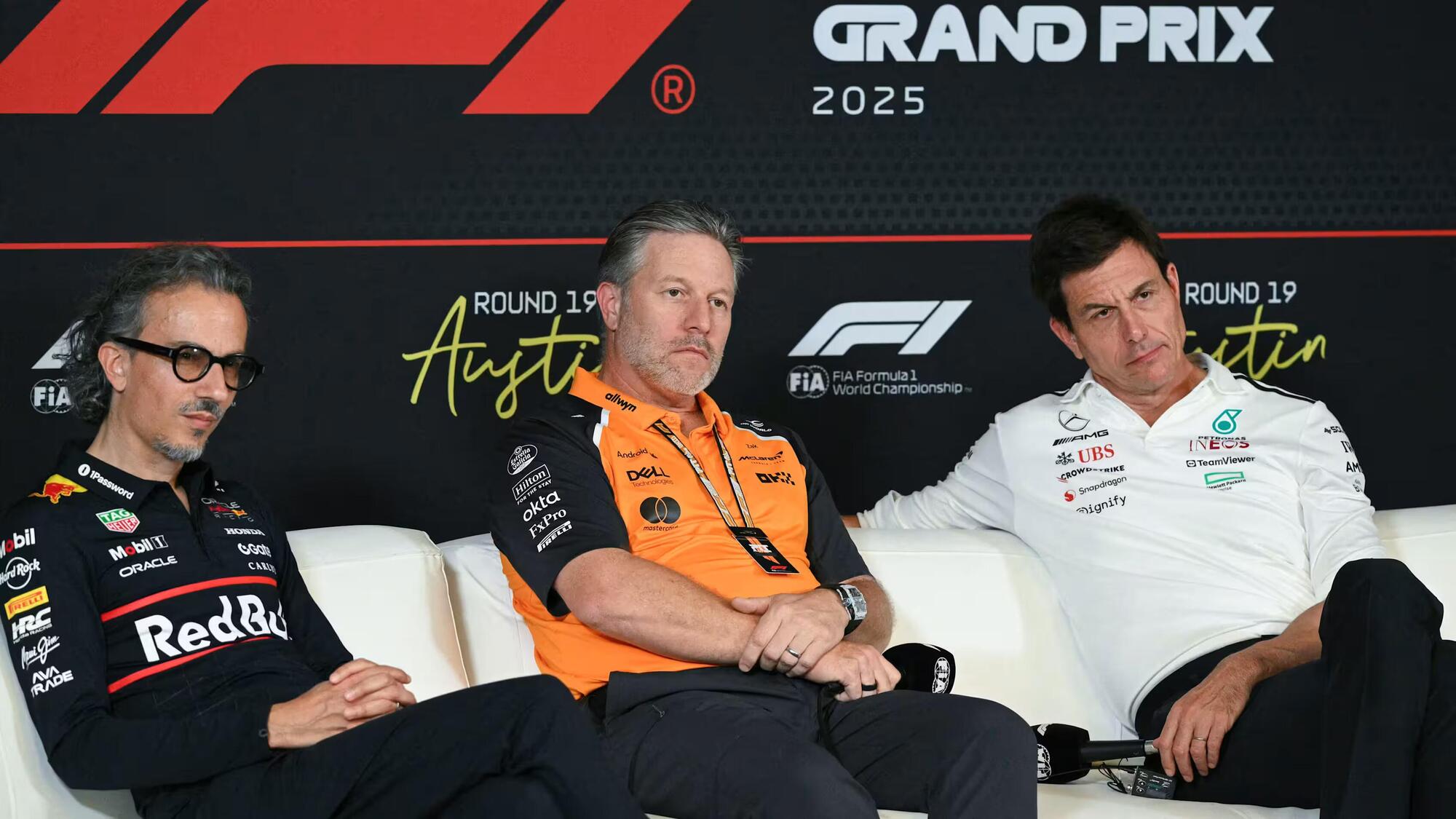 Laurent Mekies, Zak Brown e Toto Wolff, 2025.