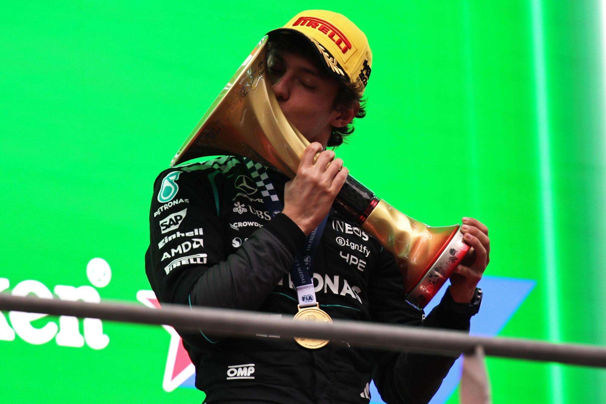 Kimi Antonelli Mercedes Cina