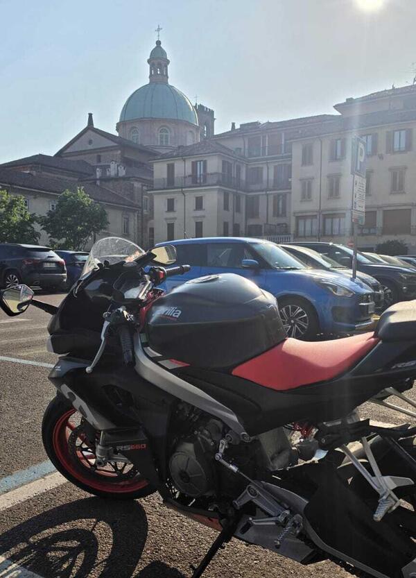 Delitto di Garlasco, ho fatto in moto la strada che Sempio racconta di aver fatto in macchina: non sono mai stato Valentino Rossi, ma Andrea era Ayrton Senna (a 19 anni)