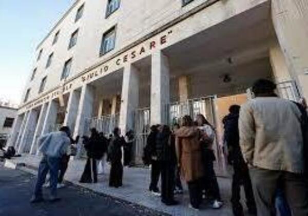 Davvero le &ldquo;liste stupri&rdquo; al liceo sono una moda? Dopo Roma anche Lucca. E una ragazza racconta&hellip;