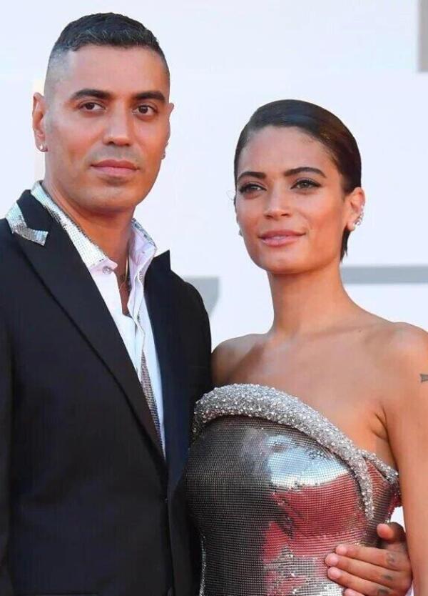 &ldquo;Niente canzoni d&rsquo;amore&rdquo; per Elodie e Marracash, la loro relazione per&ograve; &egrave; un fenomeno culturale: ma perch&eacute; tutti li rivogliono insieme?