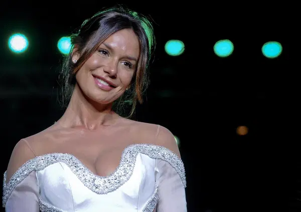 CARO PRESIDENTE DELLA REPUBBLICA, CARO SERGIO,  SULLA GRAZIA DELLA MINETTI QUALCOSA CE LA DEVI DIRE PURE TU...