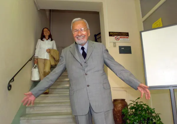 Ok, ma voi lo sapete che posto &egrave; l&rsquo;Uruguay? Da Licio Gelli a Nicole Minetti