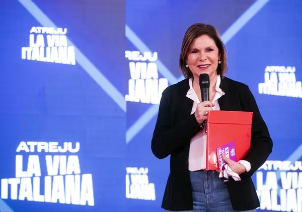 Bianca Berlinguer non la guarda pi&ugrave; nessuno: "&Egrave; sempre Cartabianca" fa il 3%, mentre Floris sale e regna sul marted&igrave; sera dell'informazione