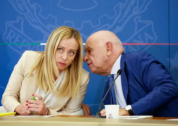 Ranucci ha rotto la maggioranza? Il ministro Nordio non denuncia il giornalista di Report ma Mediaset dei Berlusconi (Forza Italia)
