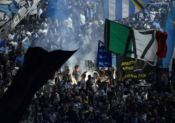 Nessuna &ldquo;scalata&rdquo; alla Lazio: in tribunale vincono gli ultras della curva Nord contro Lotito. Assolti gli Irriducibili accusati di aver minacciato il presidente per costringerlo a vendere 