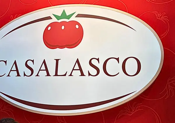 O cos&igrave; o Pom&igrave;. Casalasco a TuttoFood: il pomodoro &egrave; buono e funziona (e pu&ograve; diventare pop art)