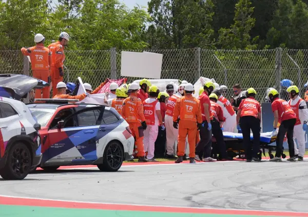 Due incidenti mostruosi per la MotoGP a Barcellona e a nessuno importa niente: Prima Alex Marquez in ospedale, poi Johann Zarco ricoverato