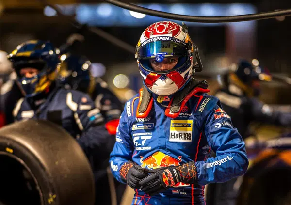 Cosa ci &egrave; rimasto dell&rsquo;avventura di Max Verstappen al Nurburgring? Velocit&agrave; da paura, duelli impressionanti e una lezione pi&ugrave; importante di tutto il resto