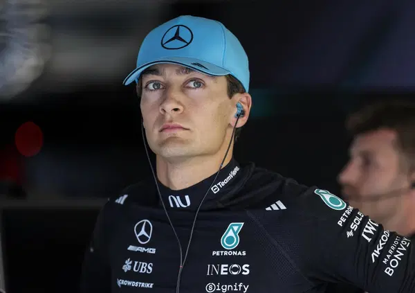 Russell risponde ad Antonelli dopo gli attacchi della Sprint Race: &ldquo;Non siamo qui per far passare gli altri, ma per lottare&rdquo;. &Egrave; &ldquo;guerra&rdquo; nel box Mercedes?