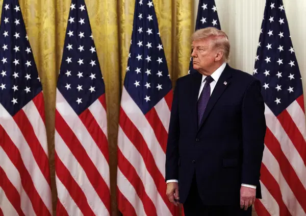 Se Trump non ottiene un accordo con l'Iran subito gli Stati Uniti rischiano grosso: repubblicani incaz*ati, economia in tilt e crisi dell'industria militare. Ecco cosa sta per succedere