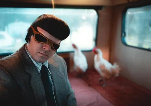 Gu&eacute; ha caricato TonyPitony sulla &ldquo;Cadillac&rdquo; per togliergli la maschera?
