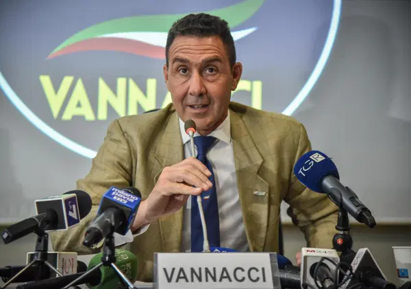Altro che campo largo! Attenzione che sta per nascere il campo colorato: l'alleanza Vannacci Conte Salvini, gialloverderossobruna. Ecco i segnali che lo fanno pensare