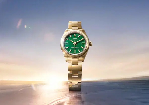 Rolex alza i prezzi (di nuovo). Dietro c'&egrave; l'oro ai massimi storici, l'inflazione ma anche una precisa strategia di marketing per una nuova "golden age": i modelli e i nuovi prezzi