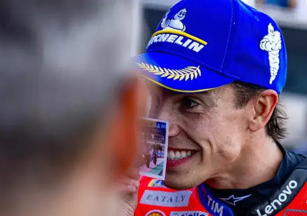 Marc Marquez a Balaton? Un giro di vite e il problema ce l&rsquo;hanno (di nuovo) gli altri. Nella Sprint Acosta &egrave; secondo e Bezzecchi terzo